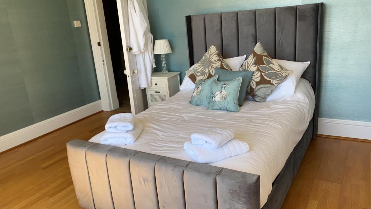 אובאן Ardmor Guest House מראה חיצוני תמונה