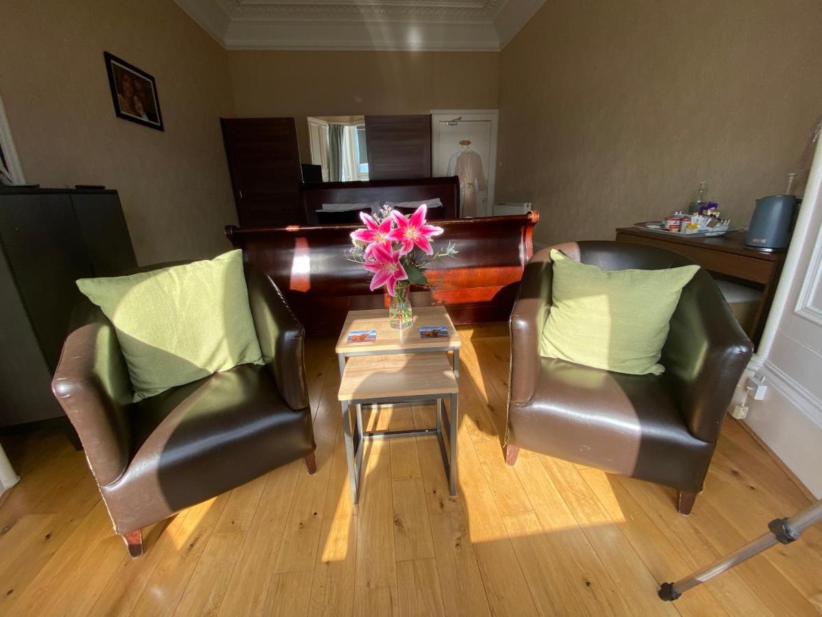 אובאן Ardmor Guest House מראה חיצוני תמונה